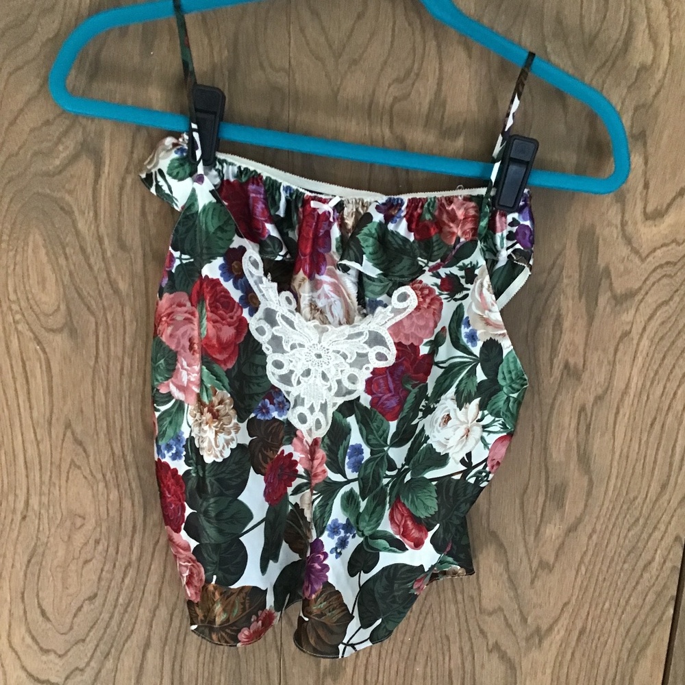 Stunning 3-piece Glam Lingerie